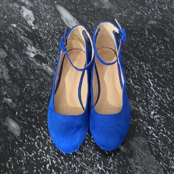 NEW BRAND SHOELAND ADJUSTABLE ANKLE STRAP BUCKLE POINTED Toe LOW WEDGE FLAT G1 - Picture 2 of 15